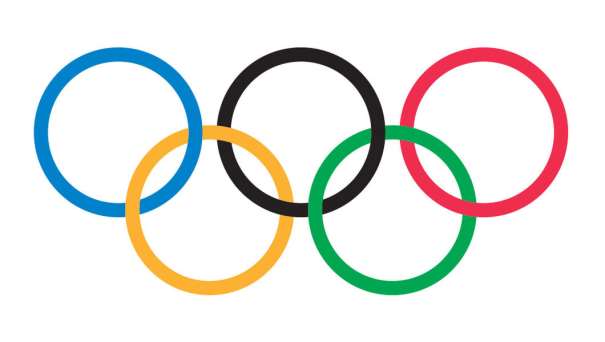 En esta imagen podemos ver los Anillos Olímpicos del Comité Olímpico Internacional, COI, 5, cada uno de un color distinto: azul, negro, rojo, amarillo y verde (de izquierda a derecha y de arriba a abajo)