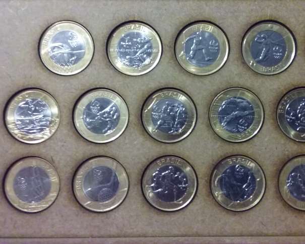 En esta foto podemos ver algunas de las 17 monedas conmemorativas de los Juegos Olímpicos de Río 2016