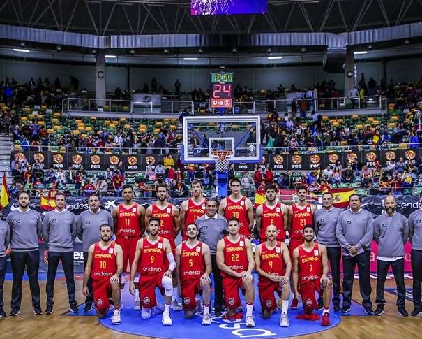 "Los 12 de Burgos" Foto: FIBA