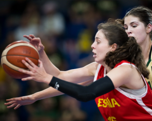 fiba.basketball/en/events/fiba-u17-womens-basketball-world-cup-2026/games/132973-AUS-ESP#photos