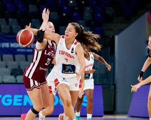 fiba.basketball/en/events/fiba-u16-womens-eurobasket-2026/games/132017-ESP-LAT#photos